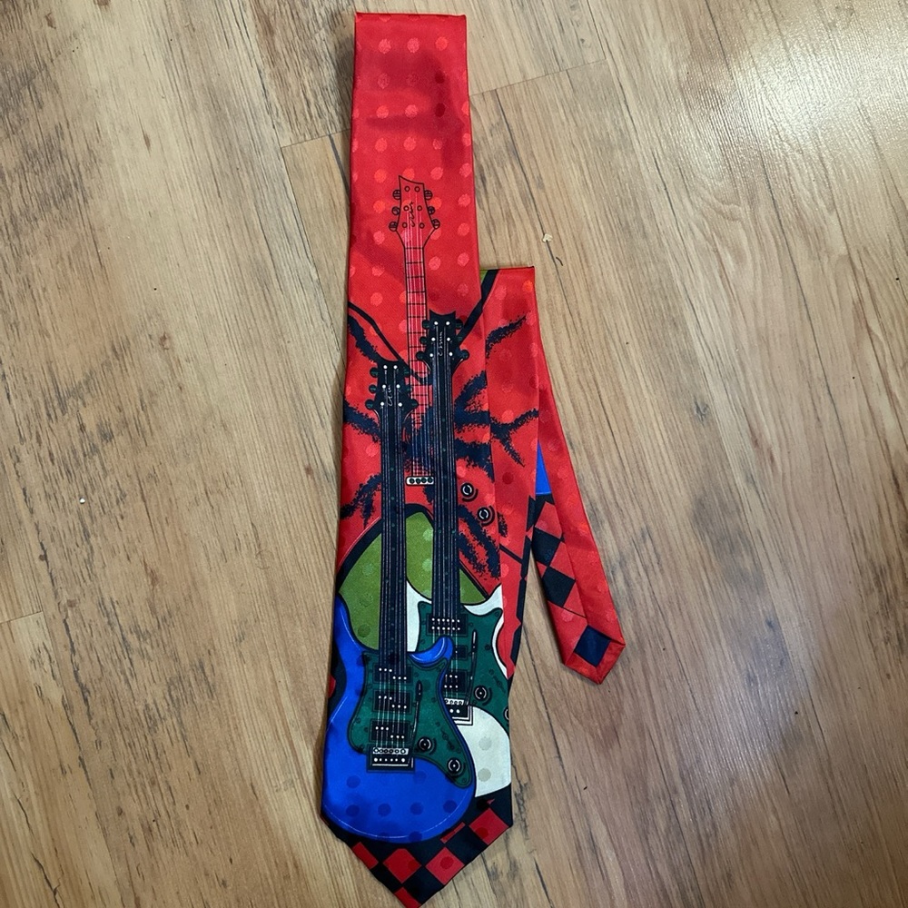 Guitar Tie Vincci